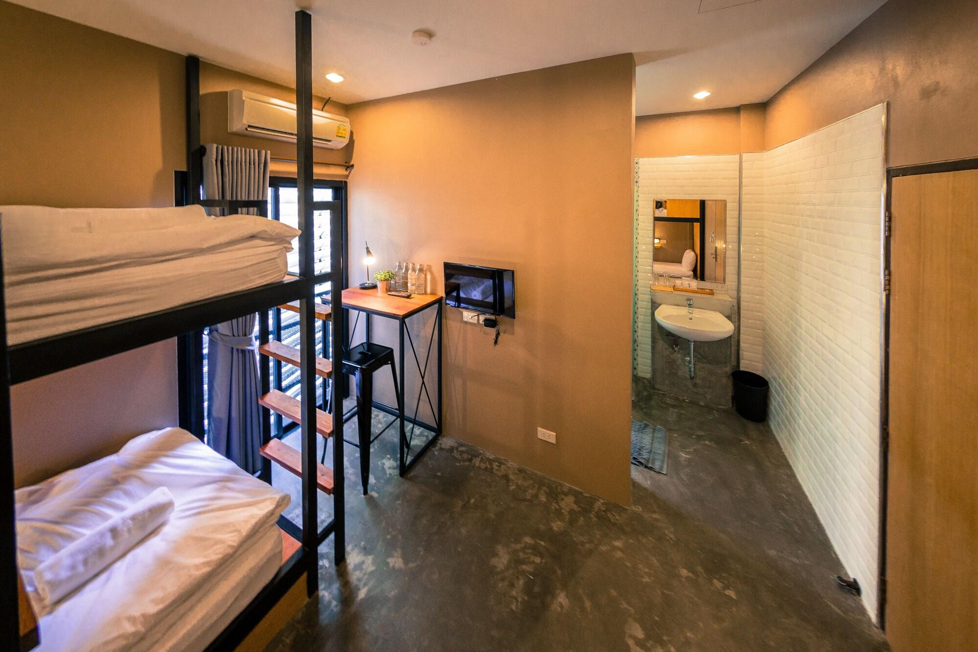 Srisuksant Square Hostel Krabi Luaran gambar